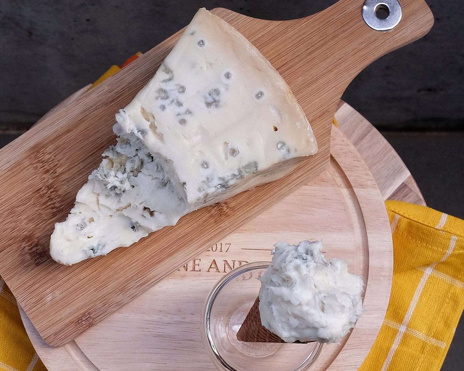 Gorgonzola Dolce (Italian Pasteurized Cow's Milk Cheese)