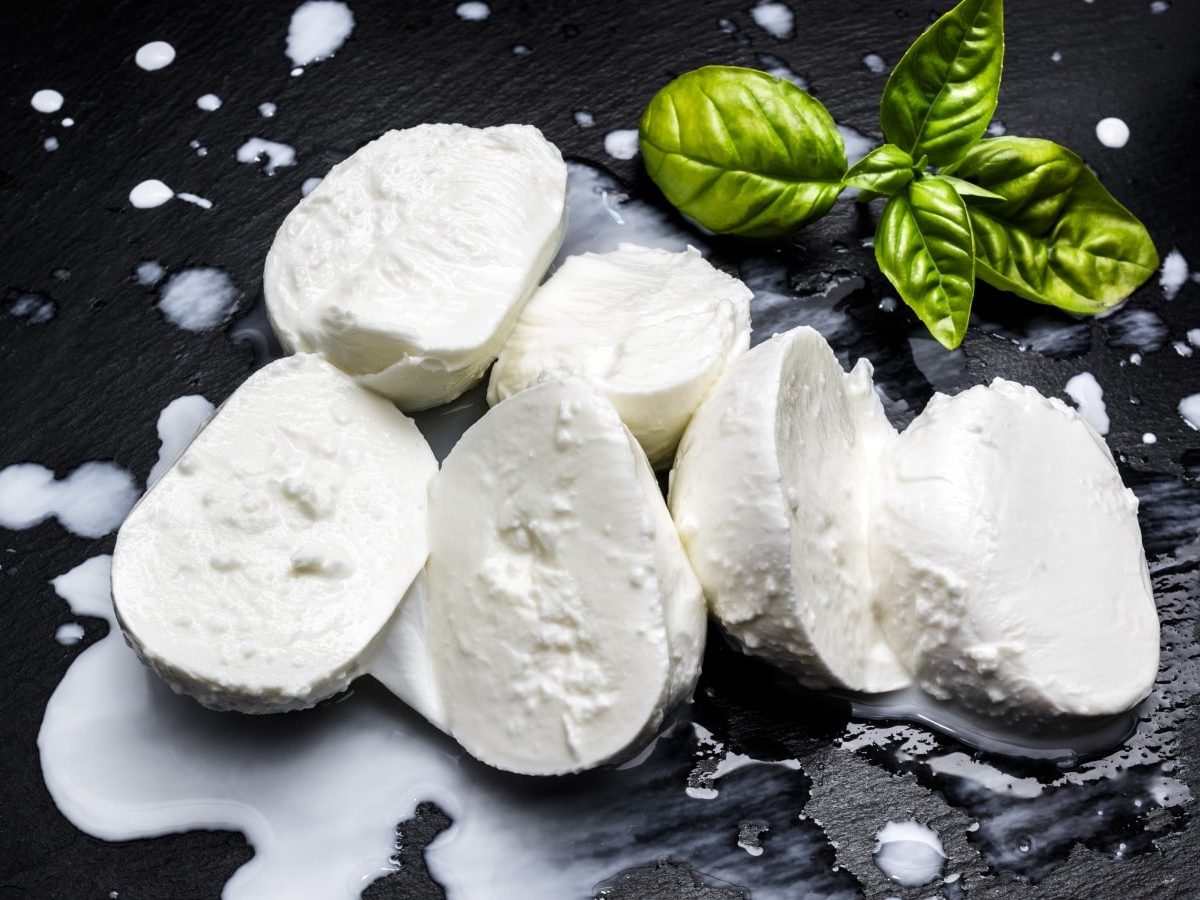 Fior di Latte: Italy&amp;#39;s Cow Milk Mozzarella (Comprehensive Guide)